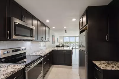 511 Bayshore Drive #802, Fort Lauderdale, FL 33304 - Photo 8