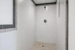 511 Bayshore Dr, Fort Lauderdale, FL 33304 - Photo 12