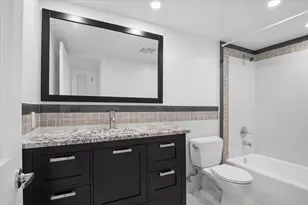 511 Bayshore Dr, Fort Lauderdale, FL 33304 - Photo 14