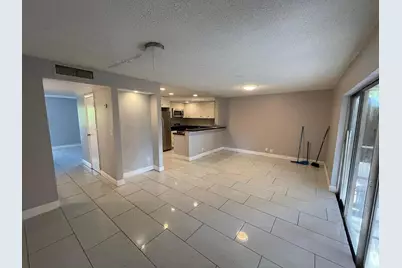 5844 Blueberry Court #Unit 68, Lauderhill, FL 33313 - Photo 6