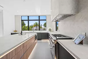 2625 NE 29th Ct, Fort Lauderdale, FL 33306 - Photo 12