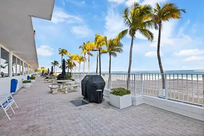1360 S Ocean Boulevard #403, Pompano Beach, FL 33062 - Photo 2