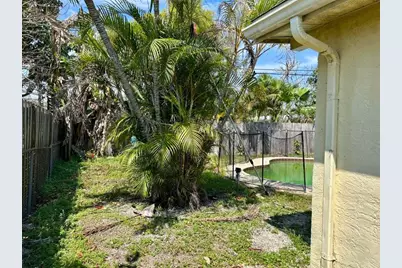 51 Davis Road, Palm Springs, FL 33461 - Photo 22