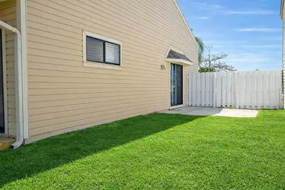 12 Paxford Lane W, Boynton Beach, FL 33426 - Photo 32