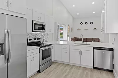 12 Paxford Lane W, Boynton Beach, FL 33426 - Photo 4