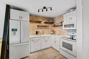 100 Shore Ct, North Palm Beach, FL 33408 - Photo 12