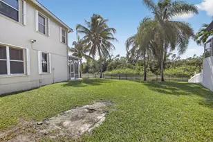 1716 NW 166th Ave, Pembroke Pines, FL 33028 - Photo 48