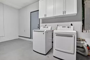 1716 NW 166th Ave, Pembroke Pines, FL 33028 - Photo 56