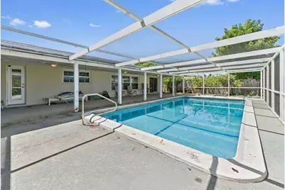 315 SW 12th Avenue, Boynton Beach, FL 33435 - Photo 24