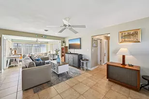 818 SE 9th Terrace, Deerfield Beach, FL 33441 - Photo 14
