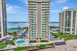 5440 N Ocean Dr, Singer Island, FL 33404 - Photo 2