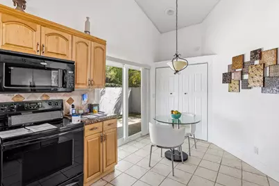 27 Wyndham Lane, Palm Beach Gardens, FL 33418 - Photo 10