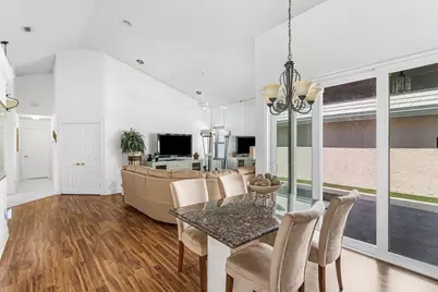 27 Wyndham Lane, Palm Beach Gardens, FL 33418 - Photo 8