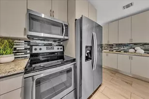 1835 Park Ln, Fort Lauderdale, FL 33315 - Photo 12