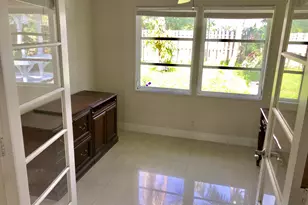 11 NE 17th Ave, Pompano Beach, FL 33060 - Photo 12