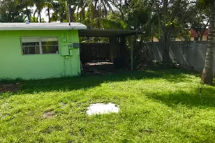 11 NE 17th Ave, Pompano Beach, FL 33060 - Photo 14