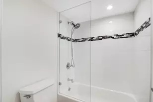 1147 Hillsboro Mile, Hillsboro Beach, FL 33062 - Photo 20