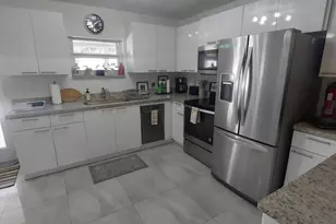 1670 NE 1st Ave, Pompano Beach, FL 33060 - Photo 4