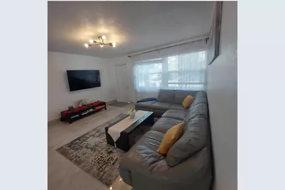 1670 NE 1st Avenue, Pompano Beach, FL 33060 - Photo 2