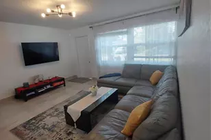 1670 NE 1st Ave, Pompano Beach, FL 33060 - Photo 2