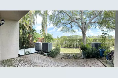 10253 VÃ­a Hibiscus, Boca Raton, FL 33428 - Photo 16