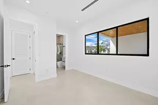 2324 SW 26th St, Miami, FL 33133 - Photo 10