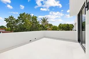 2324 SW 26th St, Miami, FL 33133 - Photo 30