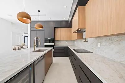 2324 SW 26th Street, Miami, FL 33133 - Photo 6