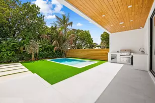 2324 SW 26th St, Miami, FL 33133 - Photo 38