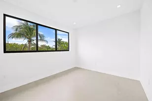 2324 SW 26th St, Miami, FL 33133 - Photo 32