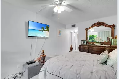 23247 N Barwood Ln Lane N #305, Boca Raton, FL 33428 - Photo 46