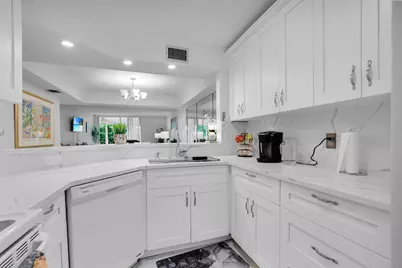23247 N Barwood Ln Lane N #305, Boca Raton, FL 33428 - Photo 44