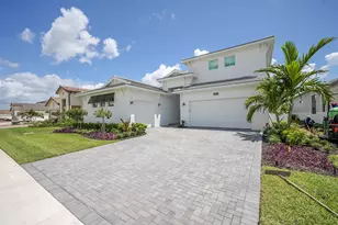 9524 St Germain Dr, Palm Beach Gardens, FL 33412 - Photo 1