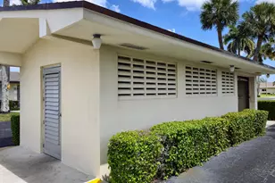 2800 Ashley Dr E, West Palm Beach, FL 33415 - Photo 32