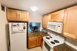 9430 Tangerine Pl, Davie, FL 33324 - Photo 1