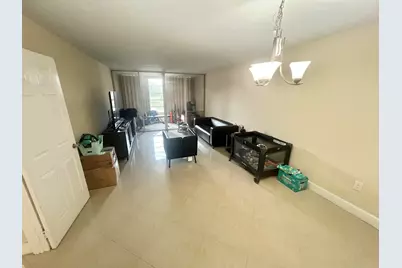 9430 Tangerine Place #202, Davie, FL 33324 - Photo 2