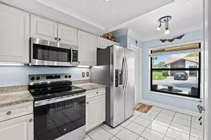 6266 Red Cedar Cir, Greenacres, FL 33463 - Photo 6