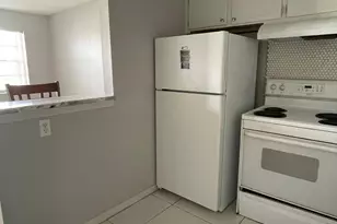 376 Windsor Q, West Palm Beach, FL 33417 - Photo 8