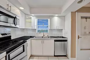 5860 NW 44th St, Lauderhill, FL 33319 - Photo 10