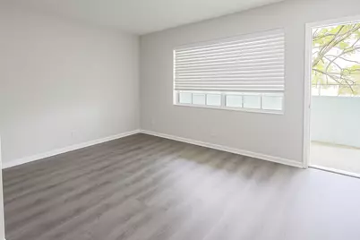 4670 NE 5th Avenue #17, Boca Raton, FL 33431 - Photo 4