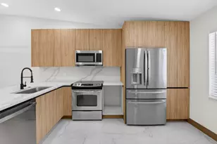 8901 Windtree St, Boca Raton, FL 33496 - Photo 8