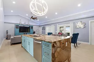 1424 Primrose Ln, Wellington, FL 33414 - Photo 6