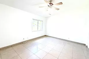 11697 SW 19th St, Miramar, FL 33025 - Photo 14