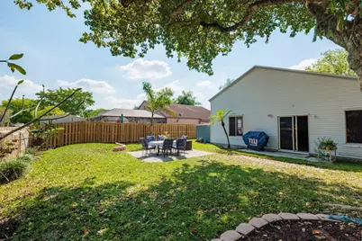 13401 SW 9th Place, Davie, FL 33325 - Photo 38