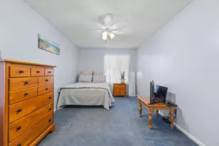 13401 SW 9th Pl, Davie, FL 33325 - Photo 16