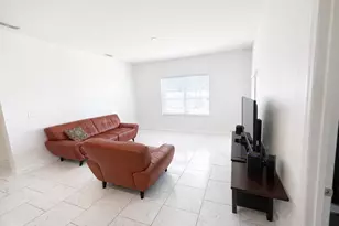 1003 Mystery Cir, Davenport, FL 33837 - Photo 4