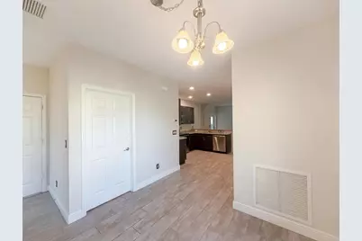 758 NE Hawks Ridge Way, Port Saint Lucie, FL 34983 - Photo 8