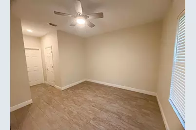 758 NE Hawks Ridge Way, Port Saint Lucie, FL 34983 - Photo 4
