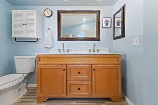 921 NE Zebrina Senda, Jensen Beach, FL 34957 - Photo 24