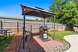 921 NE Zebrina Senda, Jensen Beach, FL 34957 - Photo 34